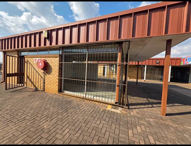 56M² BUSINESS TO LET IN VAALPARK